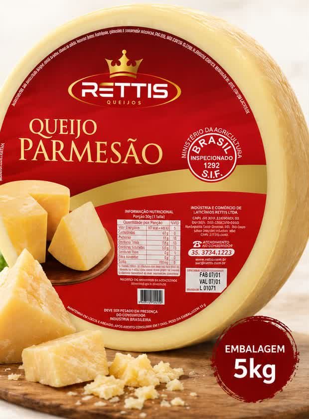 Queijo parmesão Rettis em peça de 5 kg